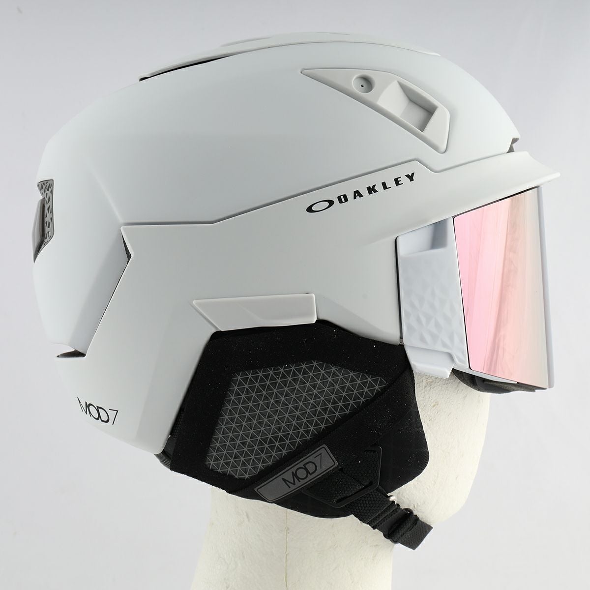 極美品　OAKLY スノーボード　ヘルメット オークリー OAKLEY スノボヘルメット メンズ レディース ＜2026＞ MOD